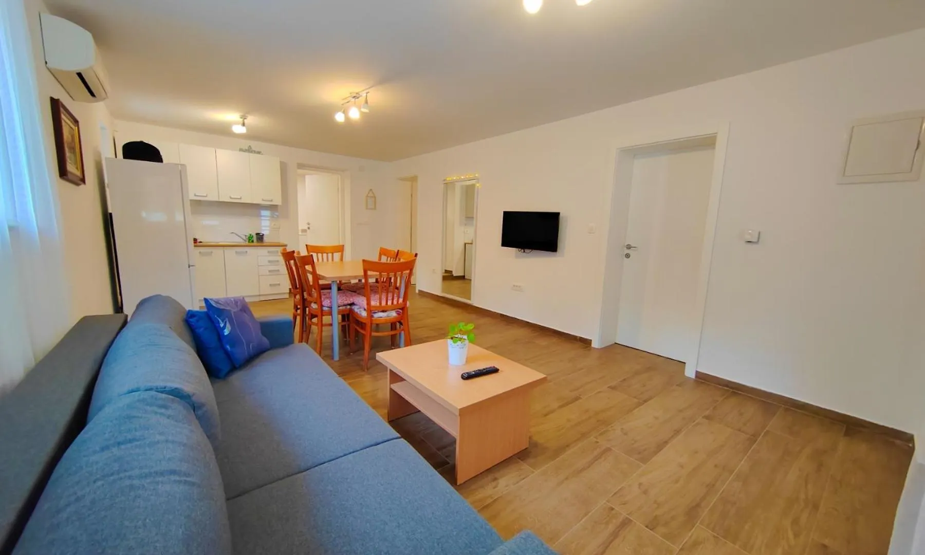 Honey Apartment Канфанар