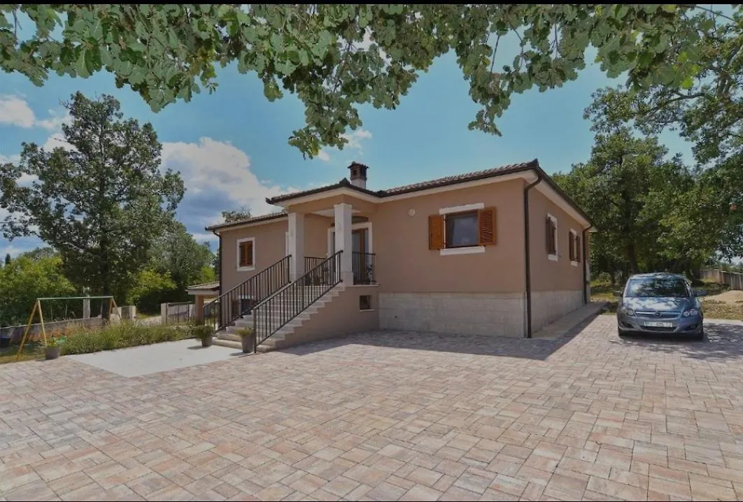 Honey Apartment Канфанар